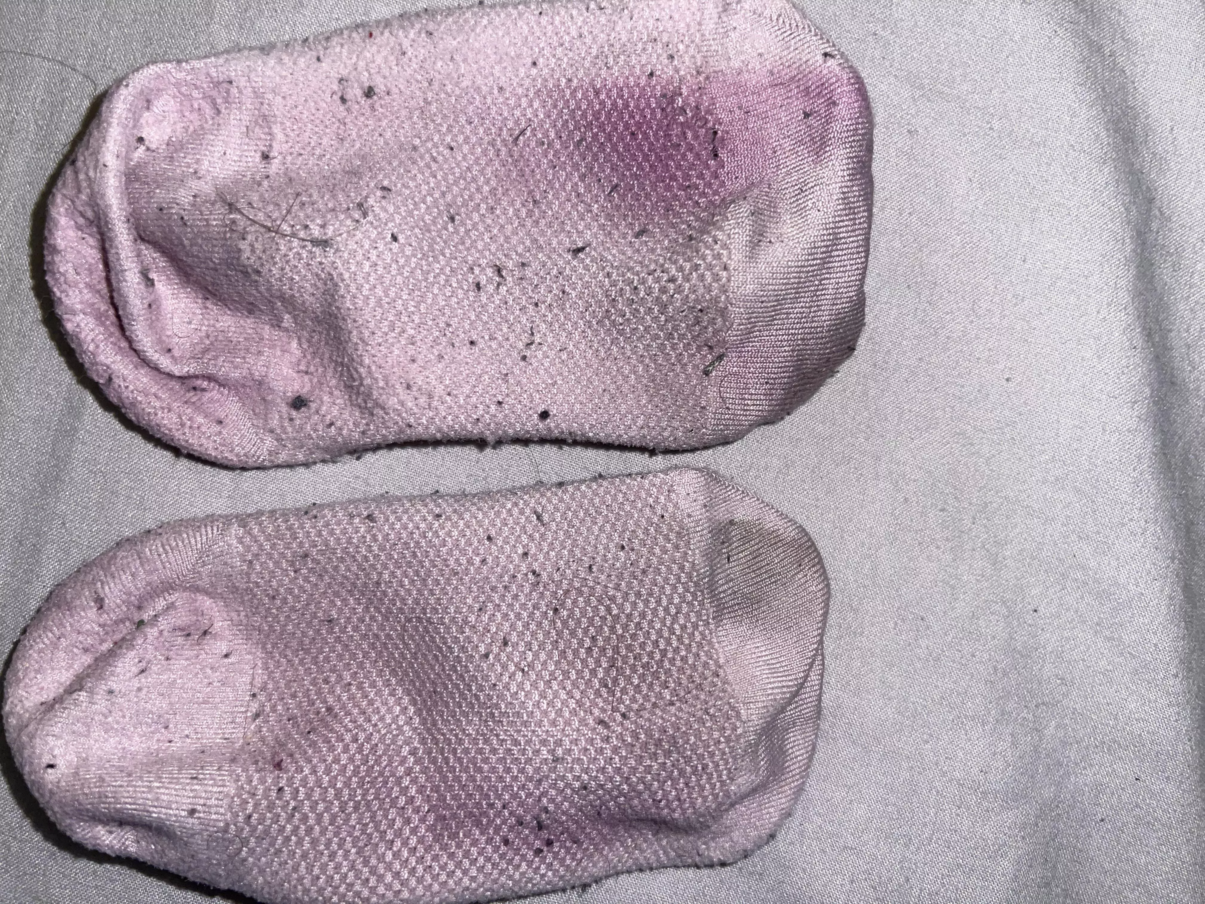 [selling ] $20, 2 week worn gym socks <3