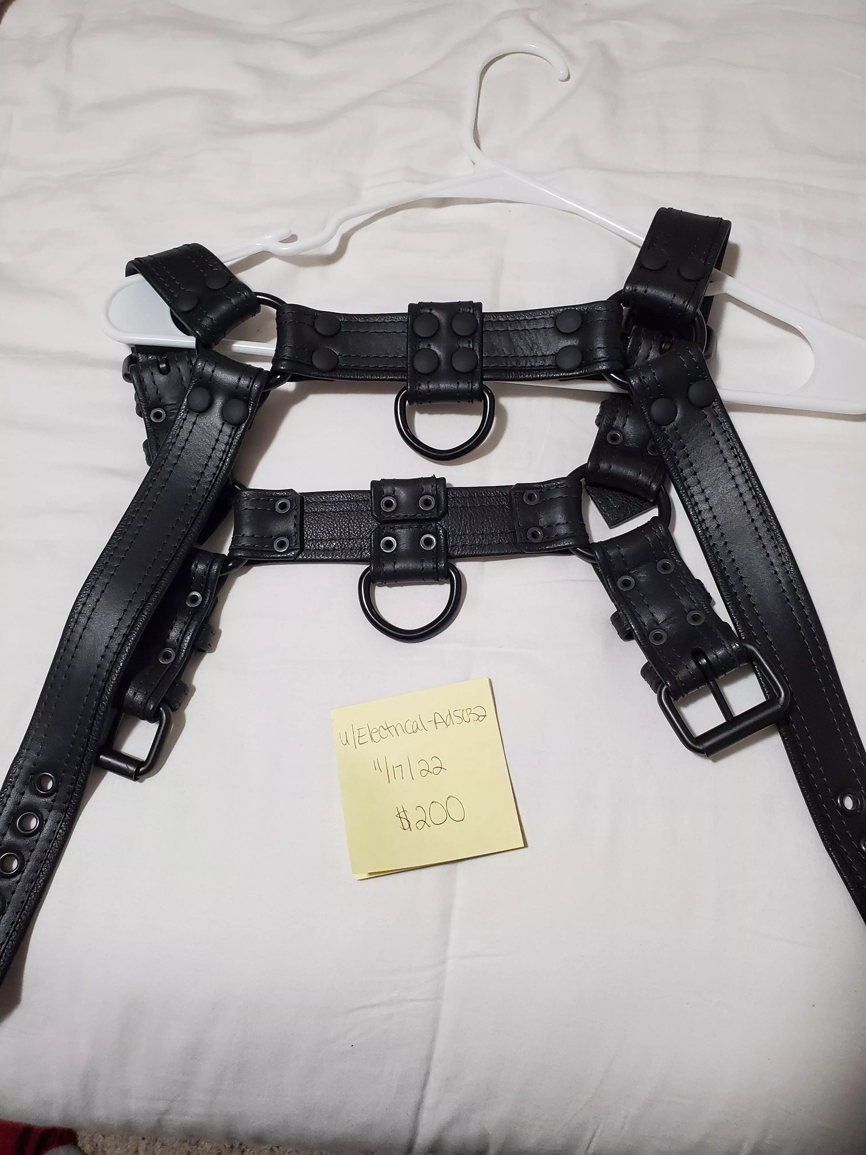 Selling Army of Men Combat Harness (39