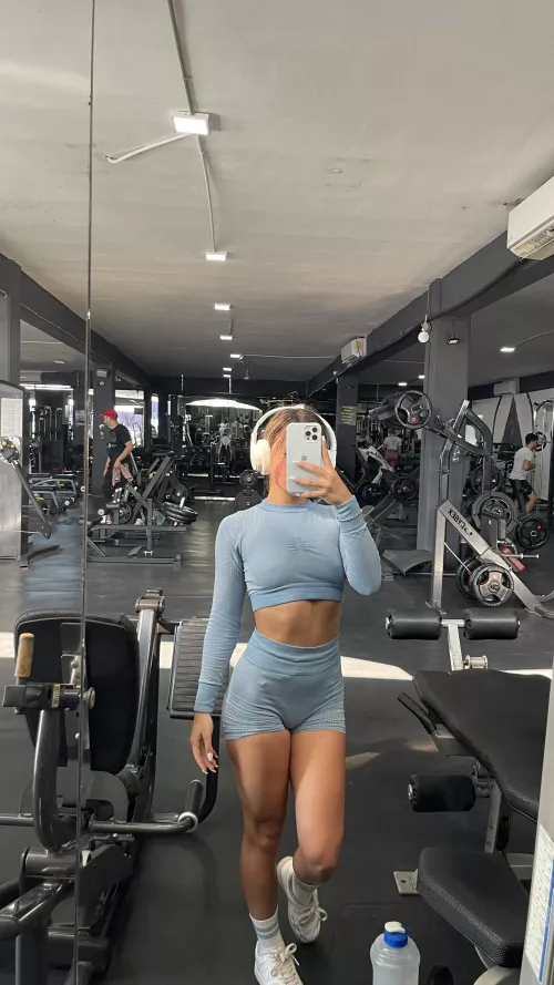 Shall we do cardio together?