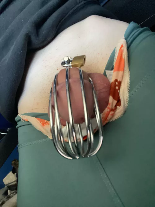 Sleeping in a cage is awful been like 16 hours first lock up am I good girl