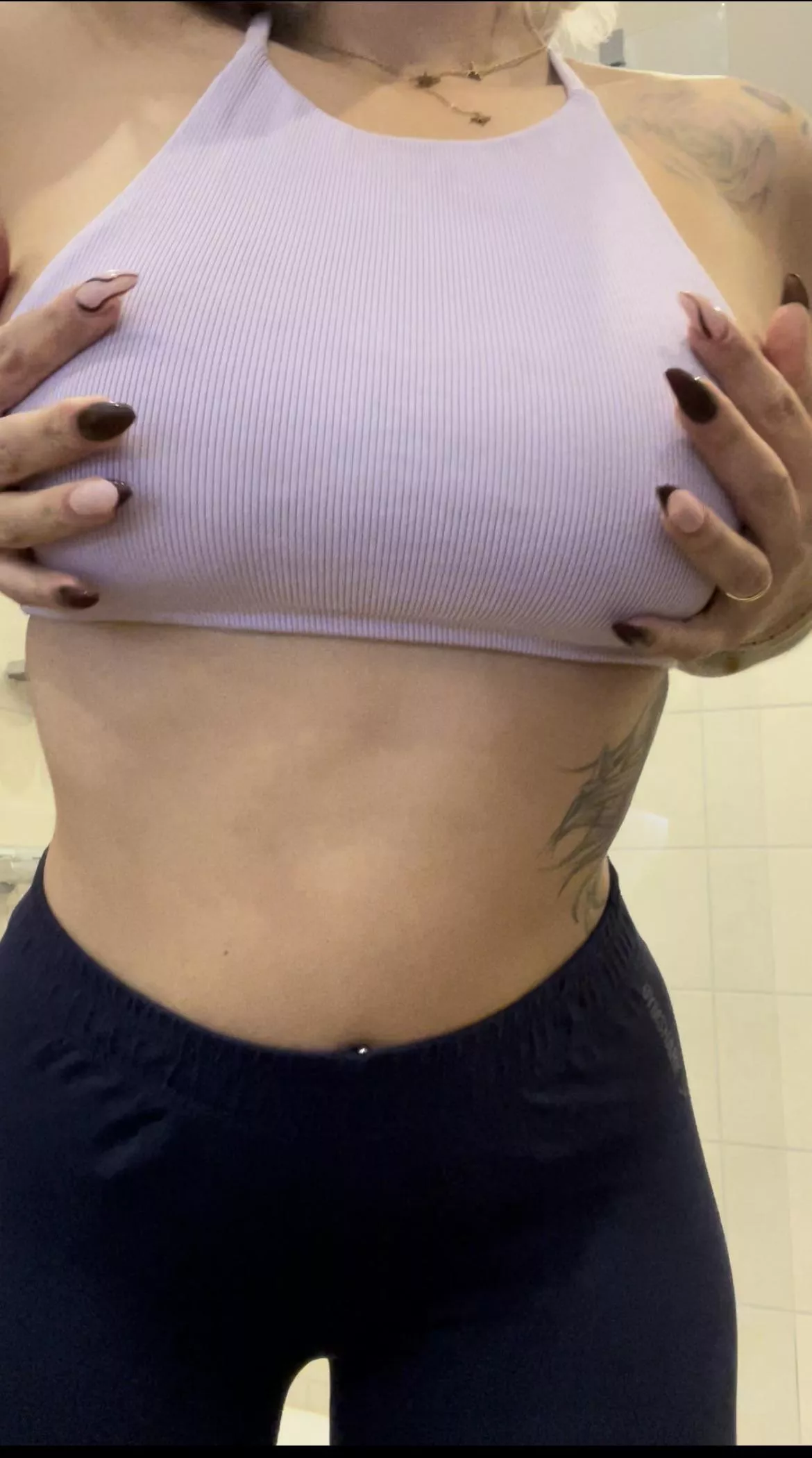 Strip tease online after yoga session 🥵