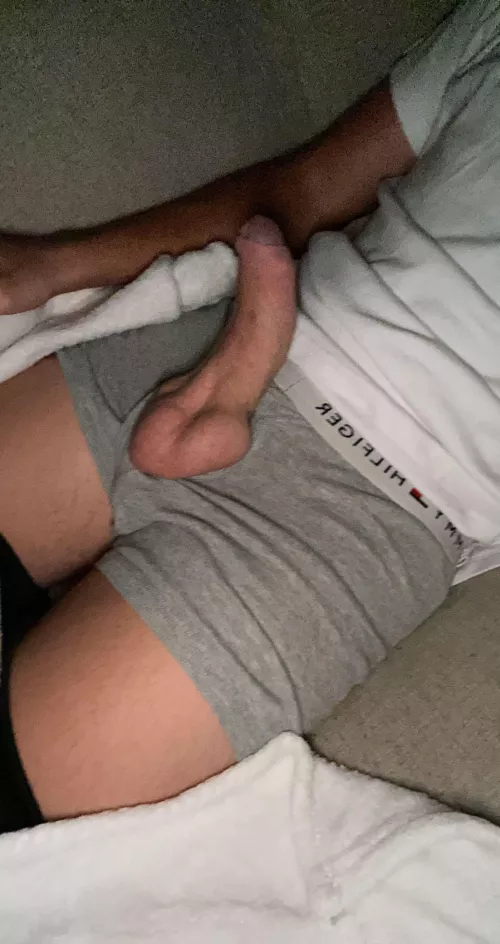 The reason why I love Hilfiger. Easy access 😉