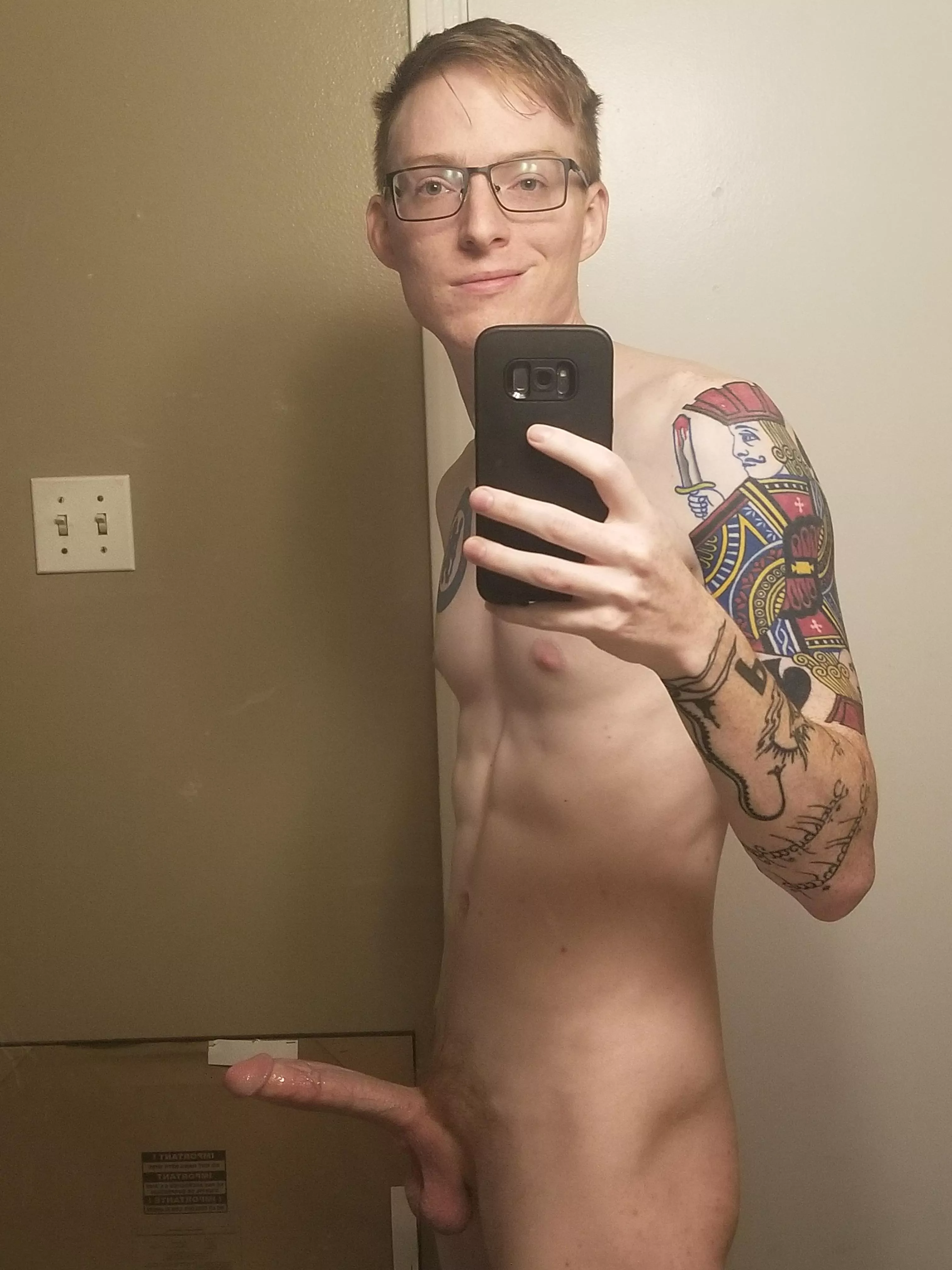 The weekend is almost here. Doing anything fun tonight? Would you rather spend it with me? 😜