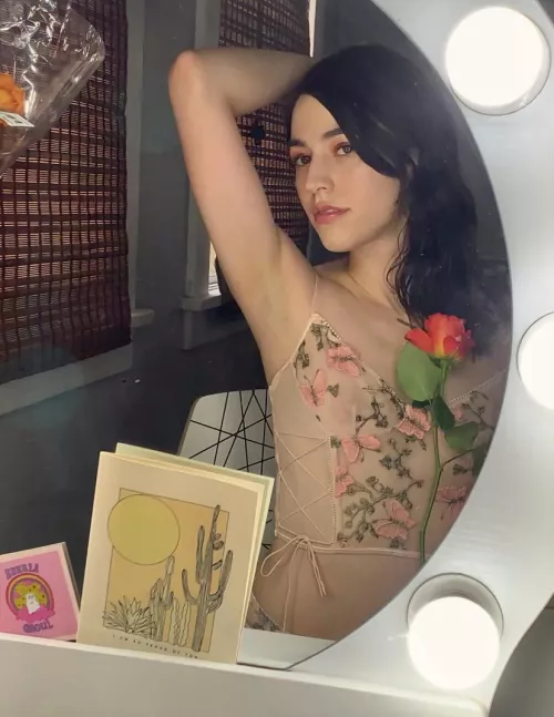 This sensual lighting really brings out my good side. What do you think? 👀💋✨🥀