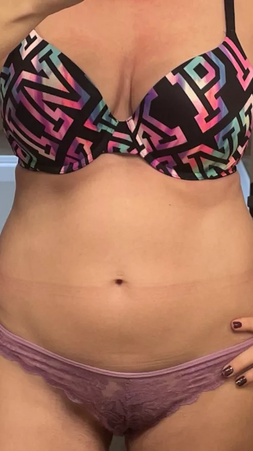 VAULT: 11/17/21 - VS neon PINK w/ sheer lavender lace thong (NSFW)