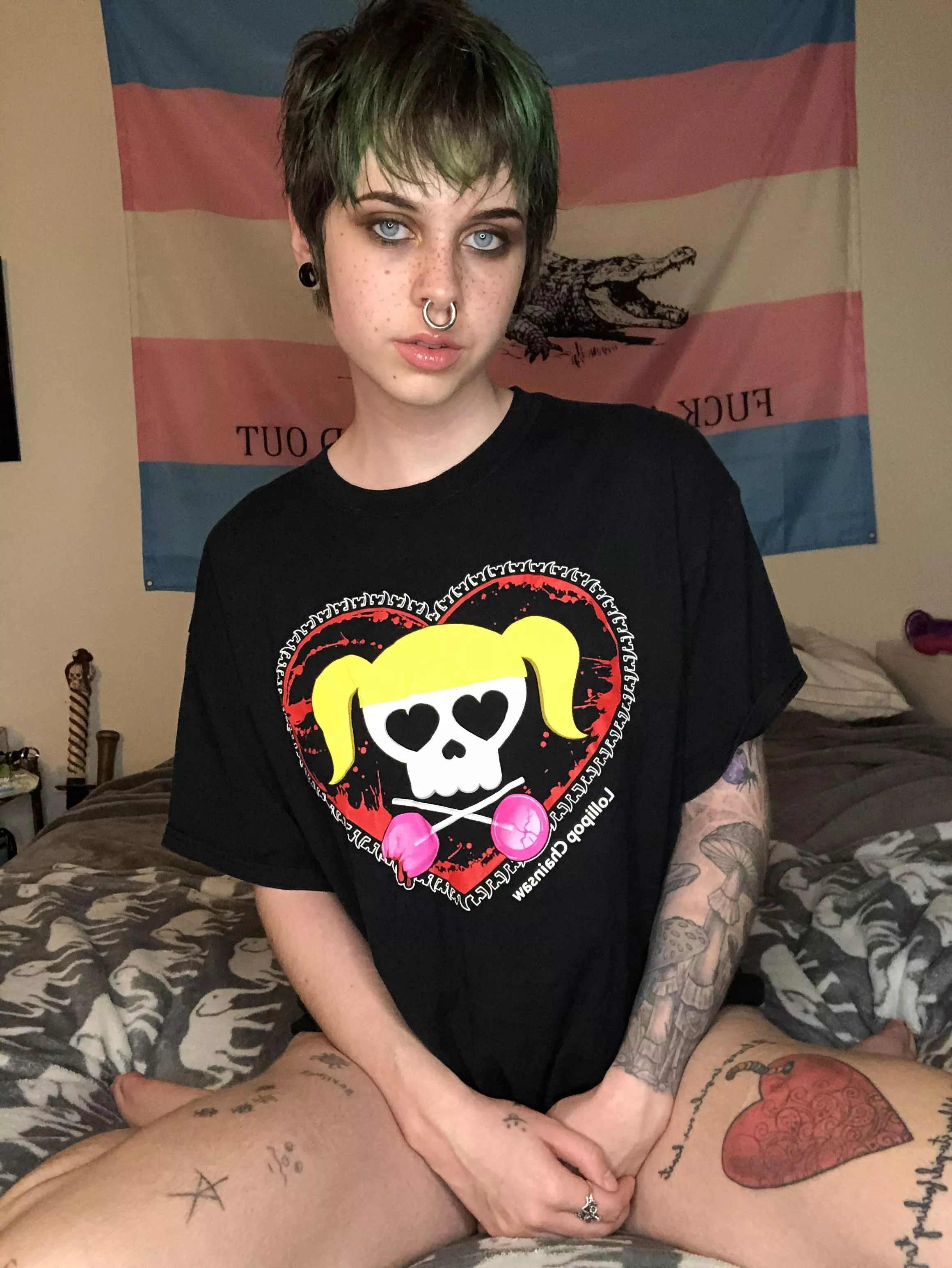 whats ur favorite video game?👾 u can already see one of mine >:3