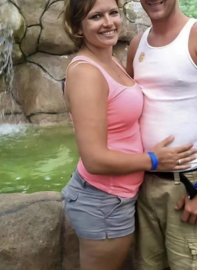 Who wants to spitroast😈😈