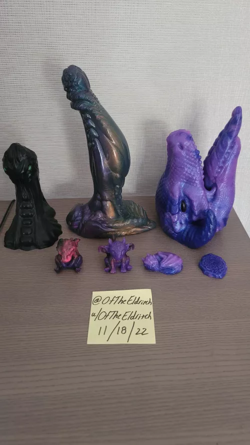 WTS 3 Toys, Buy 1 Get 1 50% Off