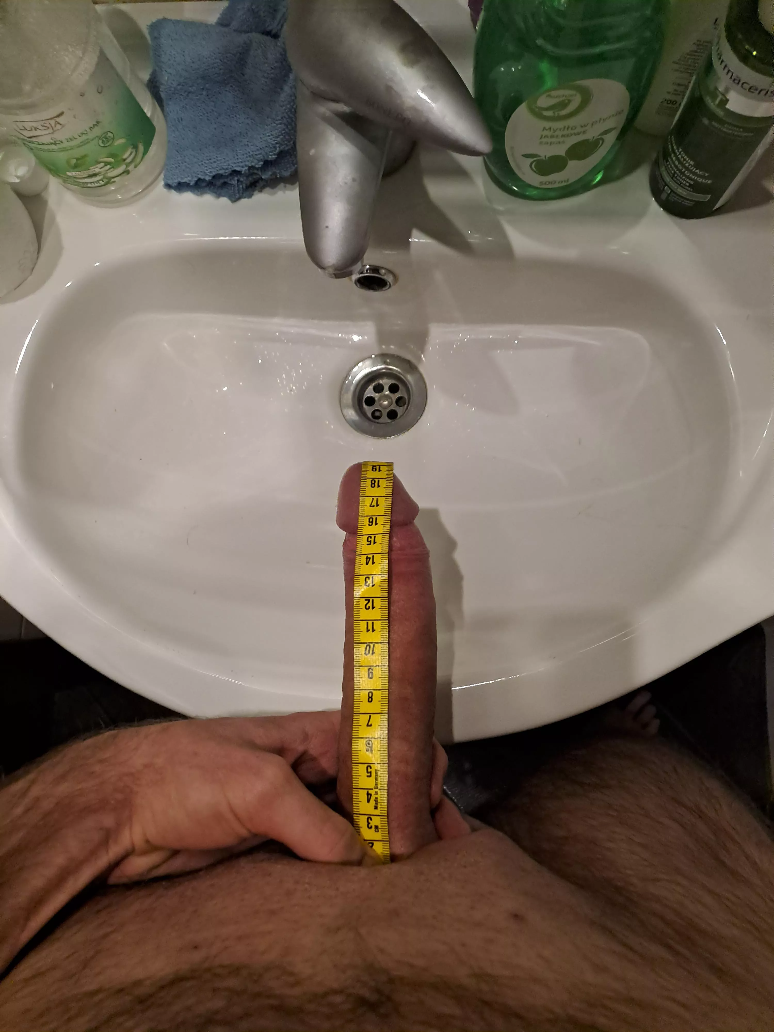19 cm