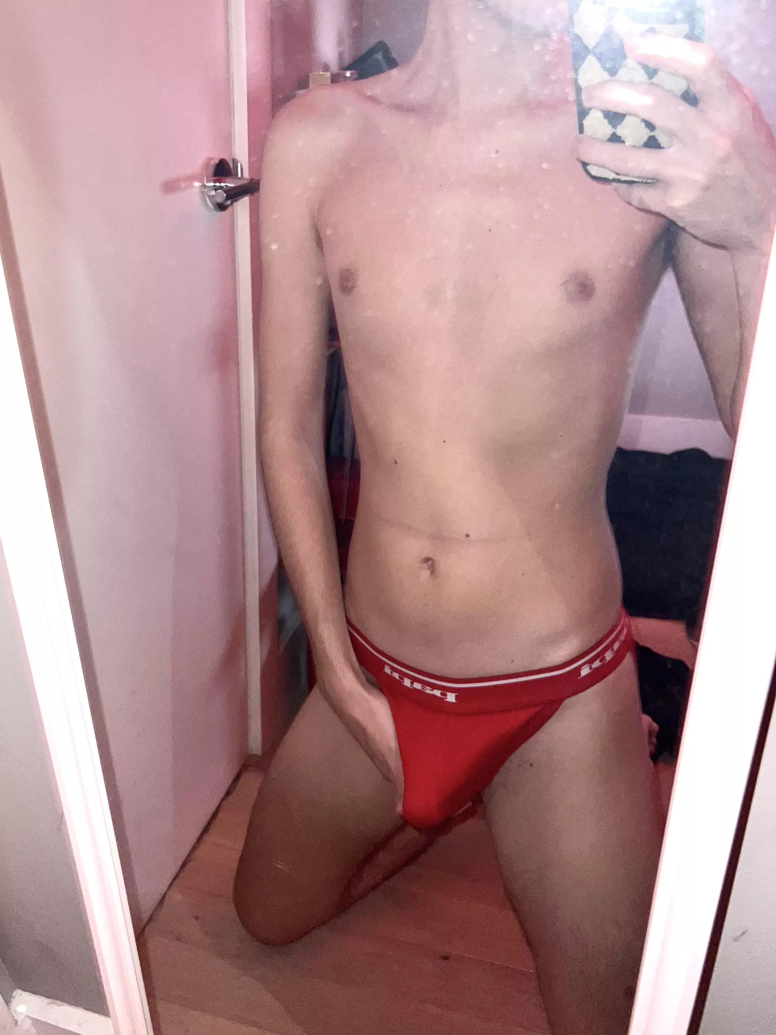 (22) view from the front