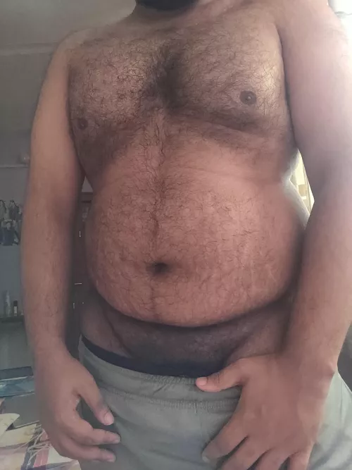 23, New to the sub, hoping the daddies like this ;)