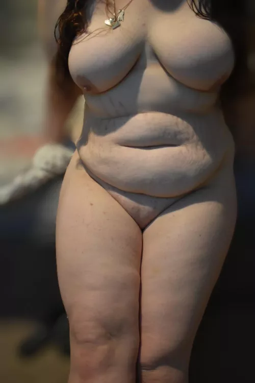 24 Milf. Trades? Tele:Peachy2397