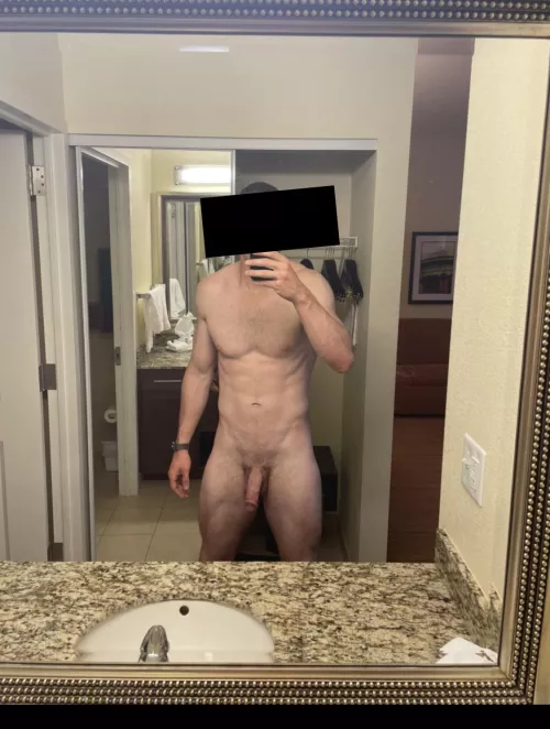 26M SoCal - Tall, Experienced Bull Seeking Couples