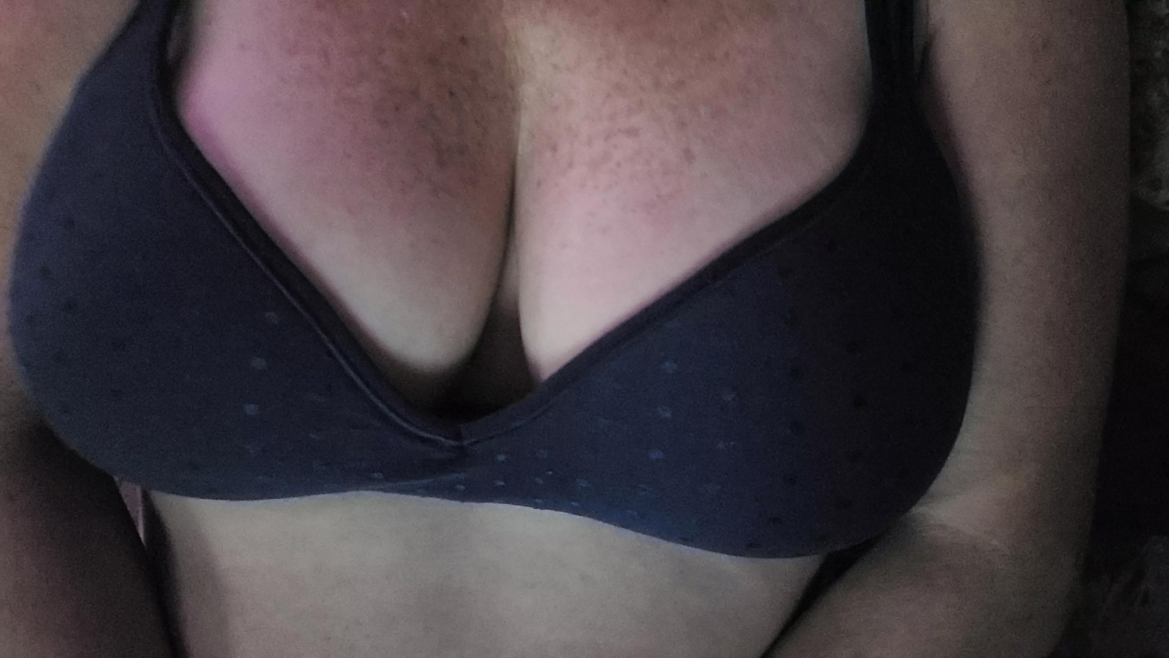 44m40f4formf looking for bi female.