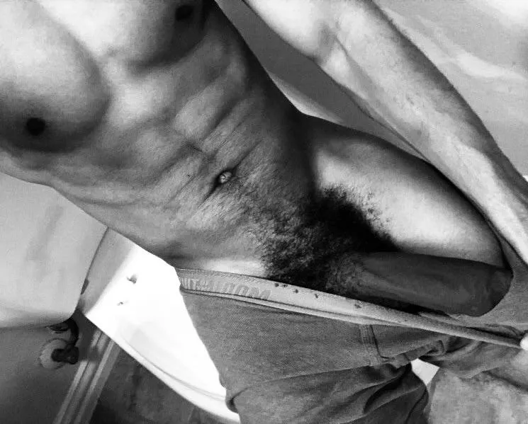 Any female want to help pull this morning wood out DMs are open