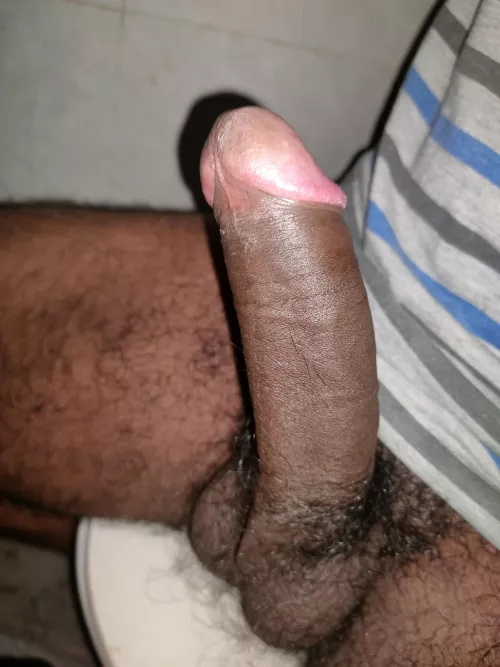 Anybody up for my thick meat 🍆