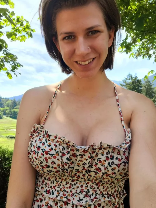 Can I make your day better 😘