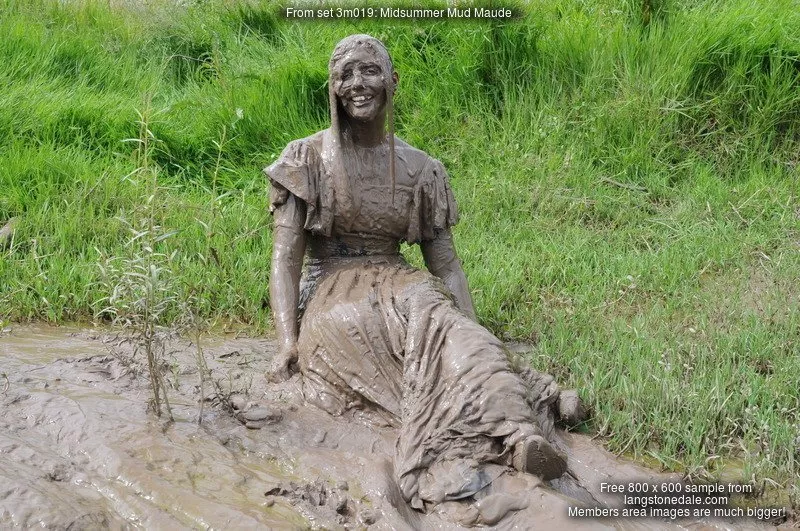 Can't even tell the dress used to be blue!