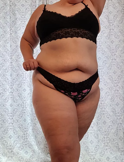 curves are beautiful 😍