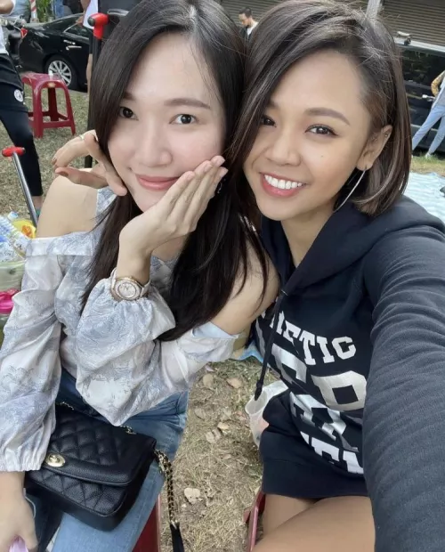 Cute Asian Girls