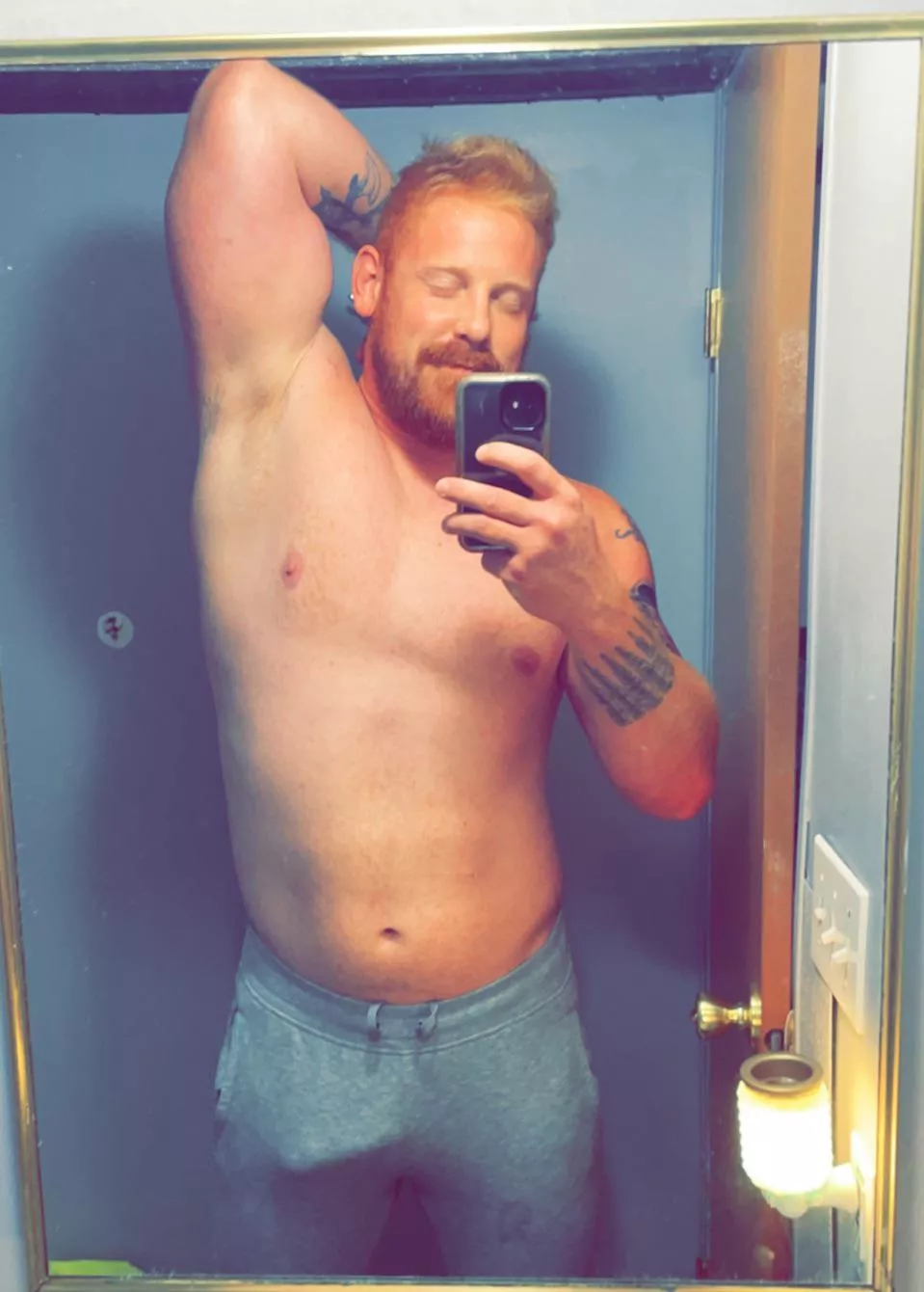 Don’t you just love sweatpants season