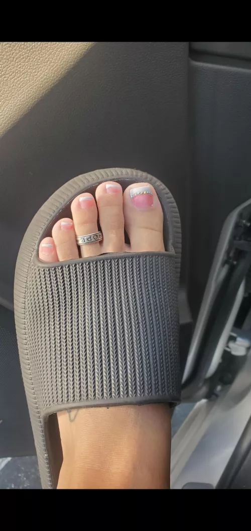 Fabulous little feet, right?