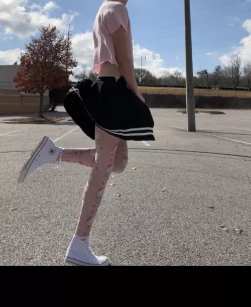 Girly Twirl💕💕💕 first day in public