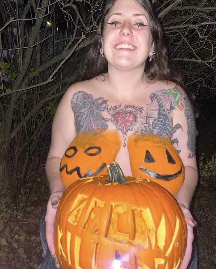 Give your balls a tug Shorsey 🏒