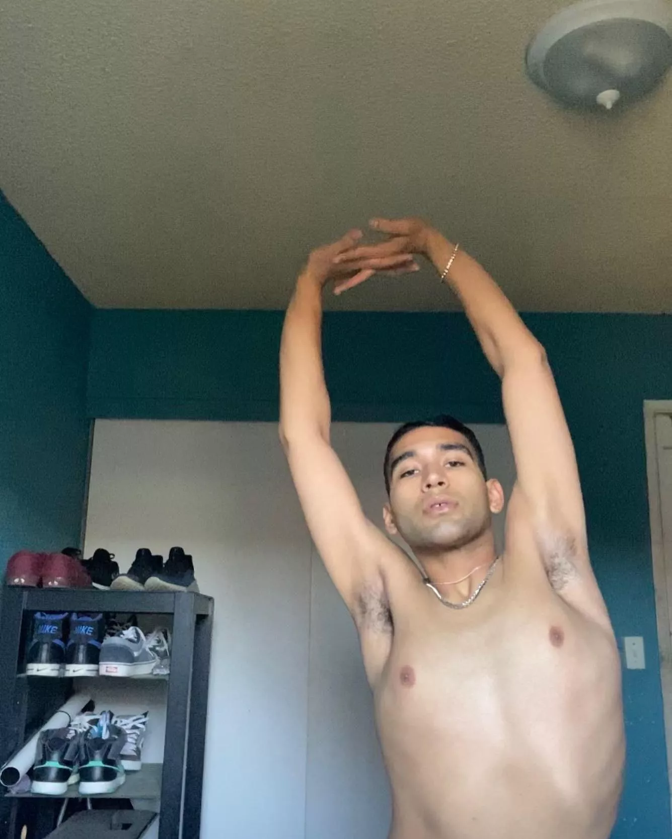 gonna hit the shower • got that morning musk