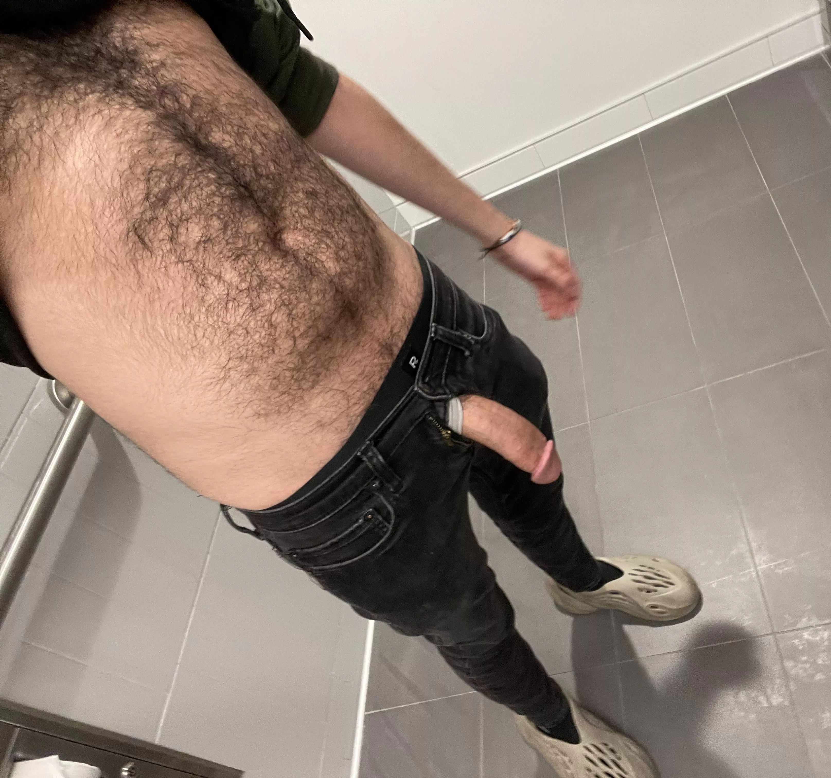 hanging out at work ft. my winter coat 🦦