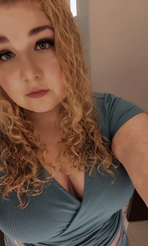 I decided to go blonde 🥵