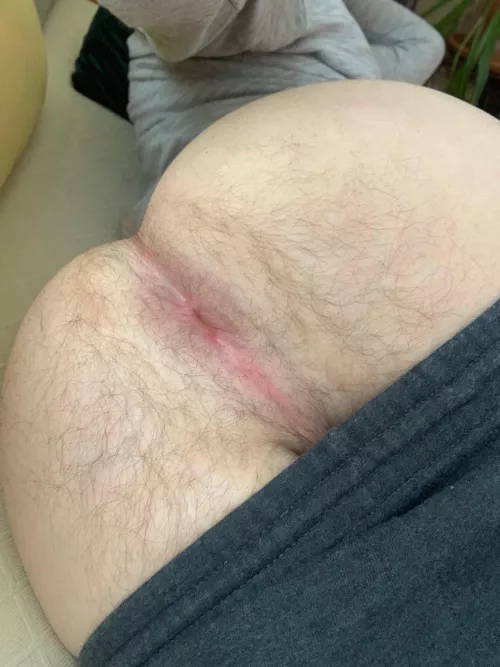 I got a place to keep your dick warm on this snowy day