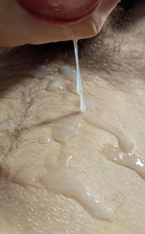 I just love getting drunk and cumming for gay guys online and IRL....