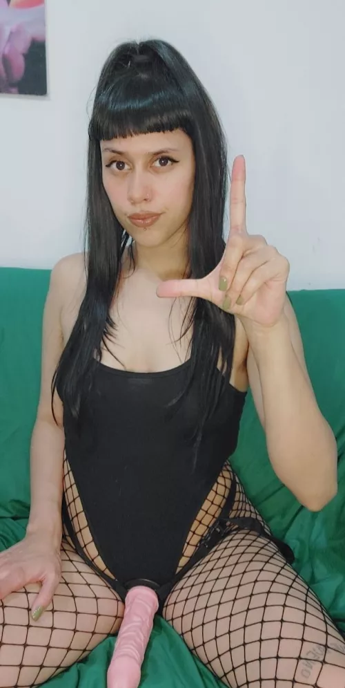I know you would love to have the long fingers of this [domme] goddess in your ass