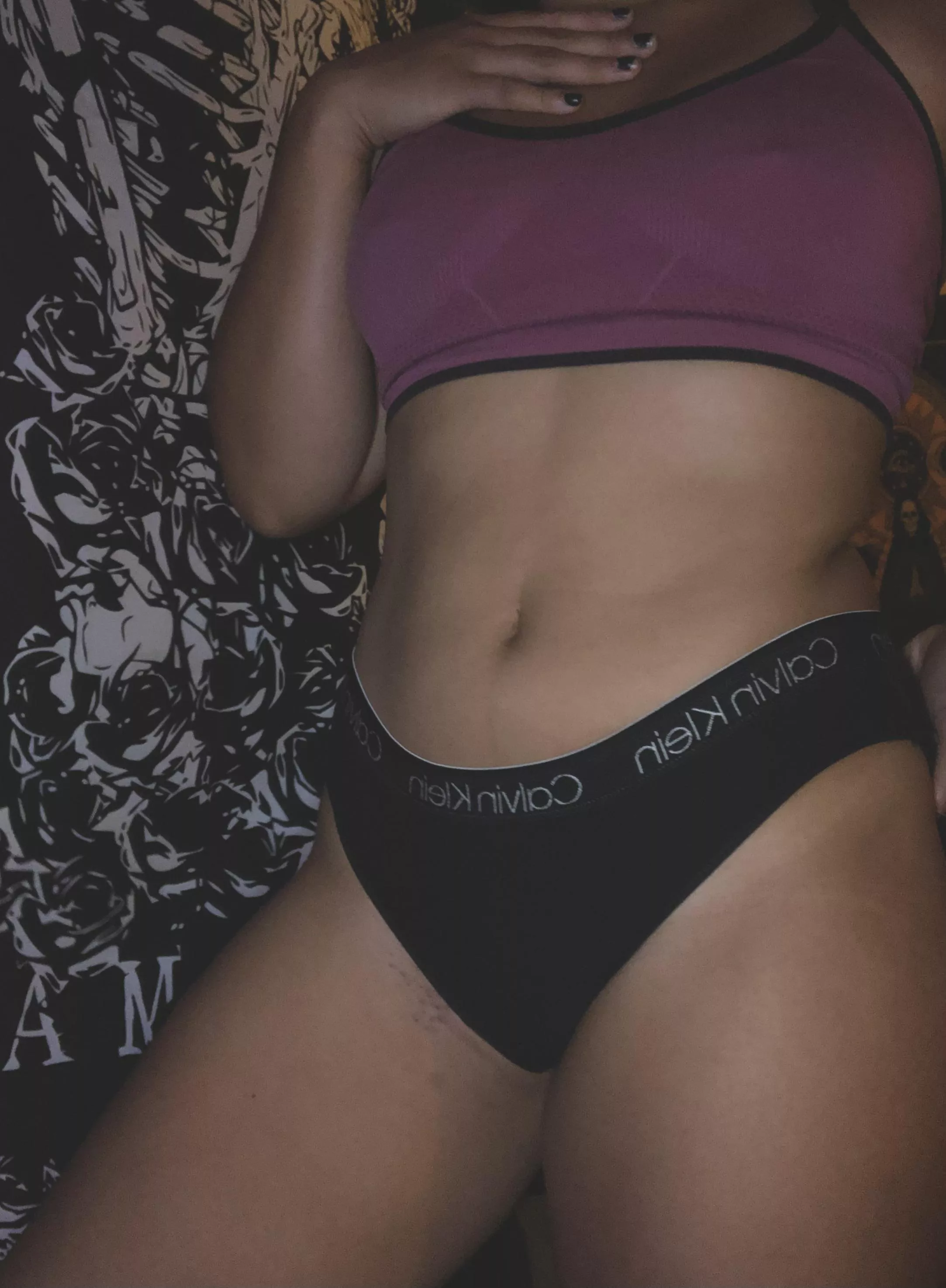 I like to wear panties when I work out 🖤✨