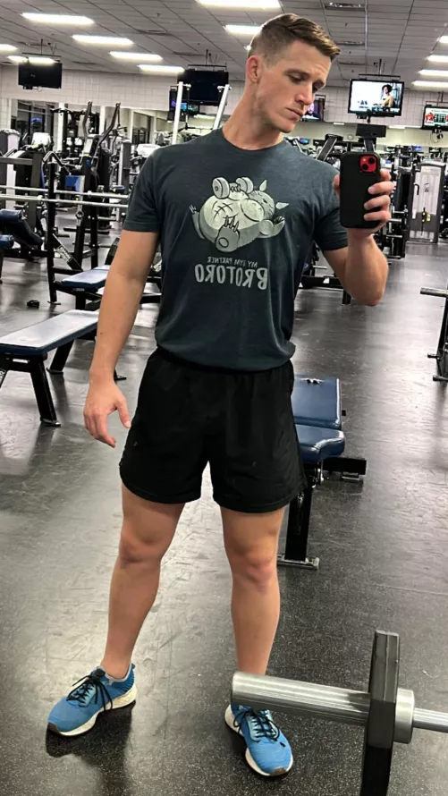 I really miss having a gym bro but still going strong solo