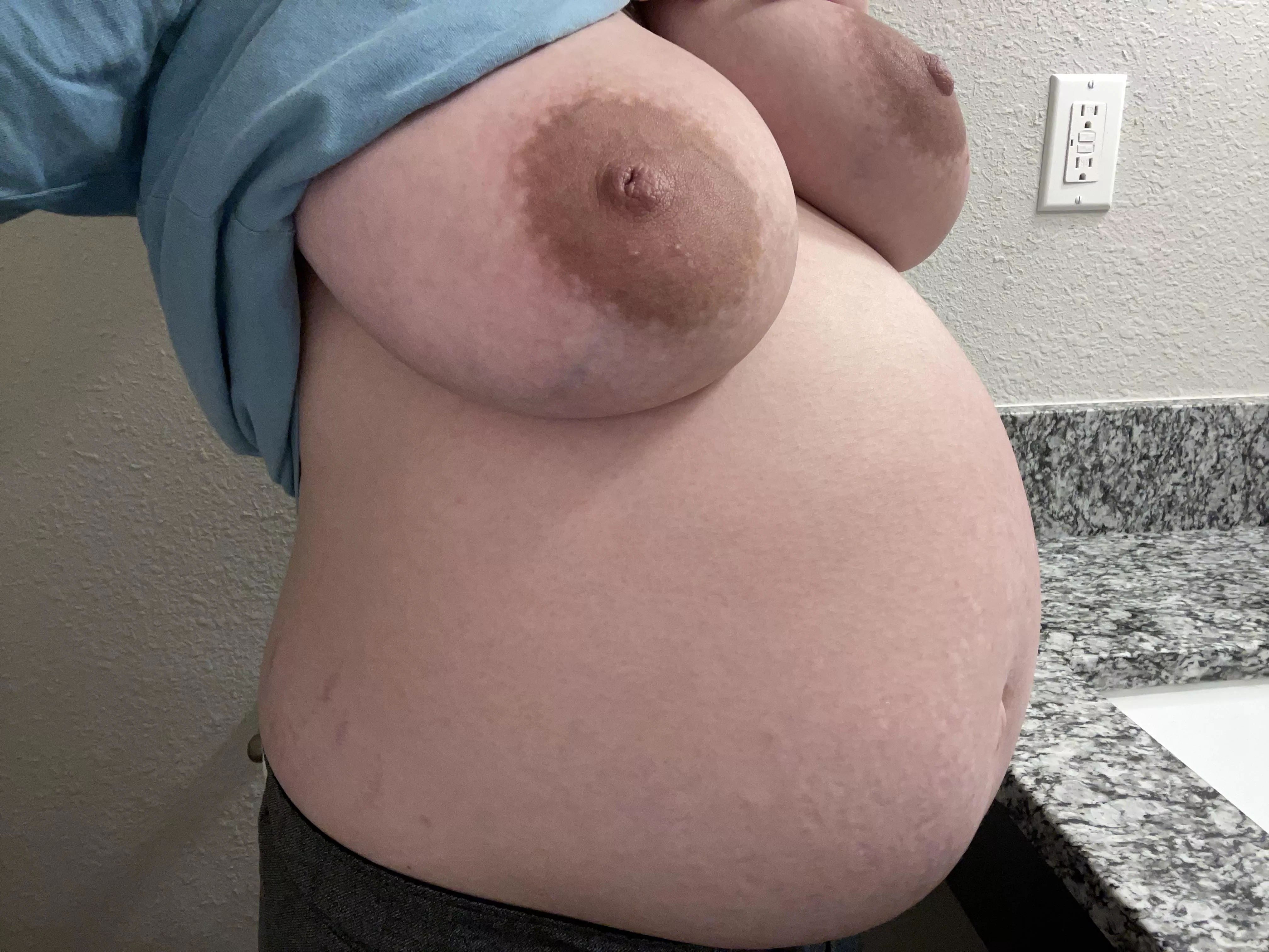 I wanna sneak you surprise selfies like this :)