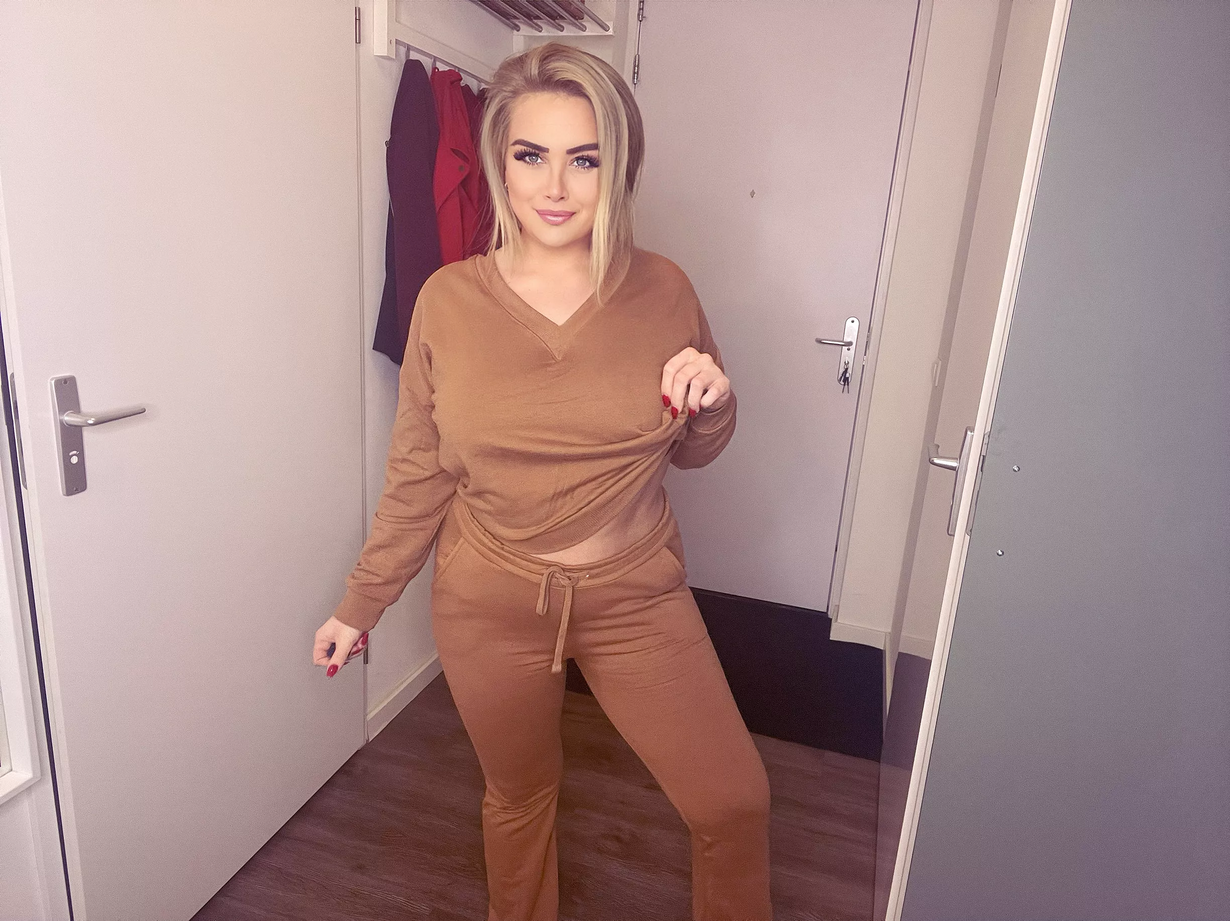 I’d like to bounce these in your face [f]