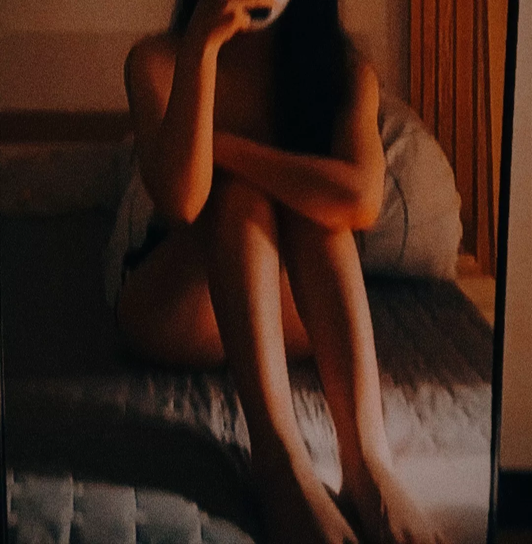 :( insecure about my shoulders