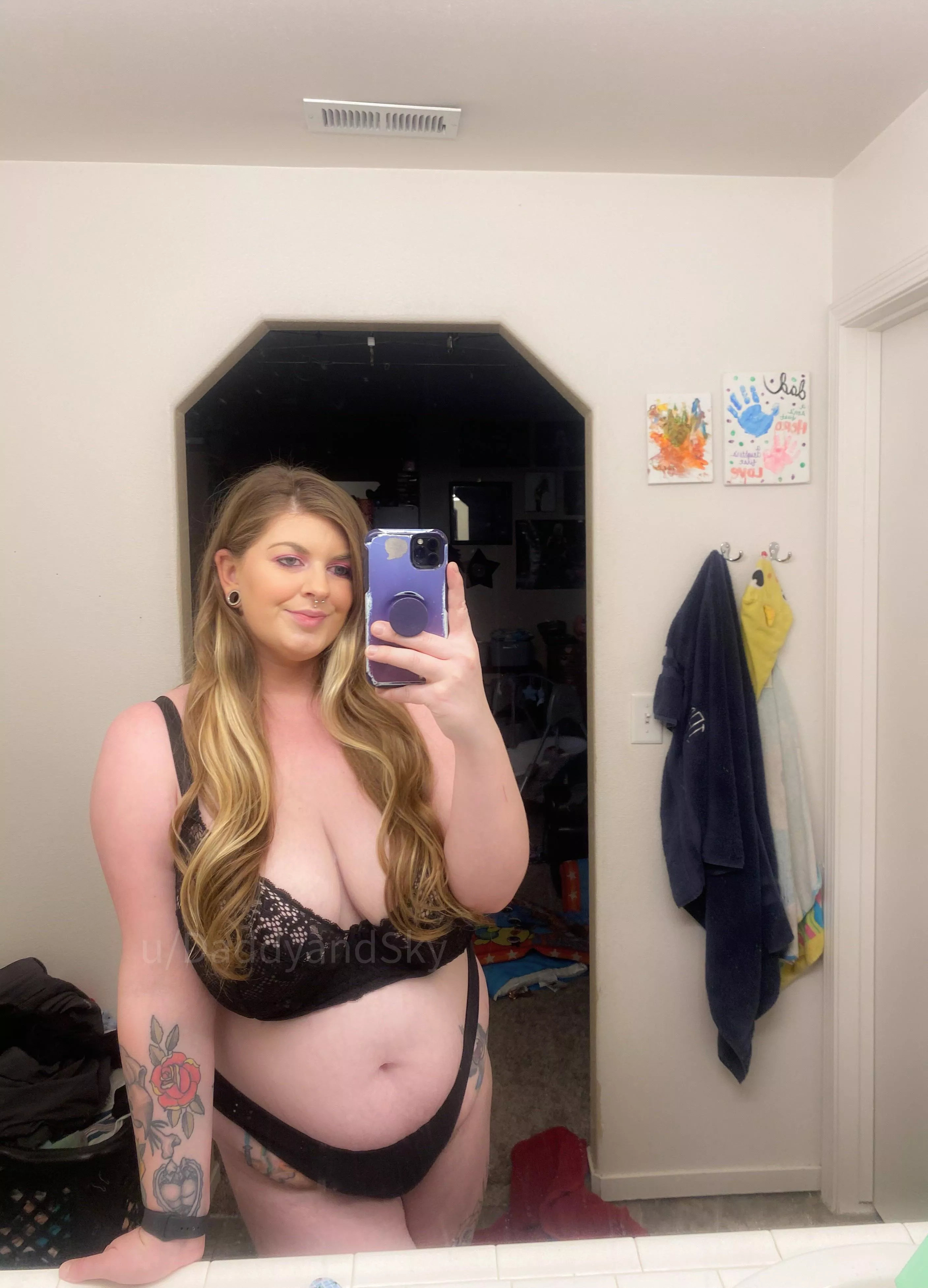 Just a lonely mom looking for some company.