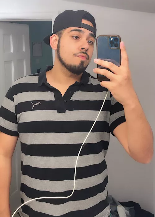 Just woke up from my adhd paralysis. How’s the new Pokémon scarlet/violet ? I’ve yet to play it. 🫠 what y’all get for a starter ?