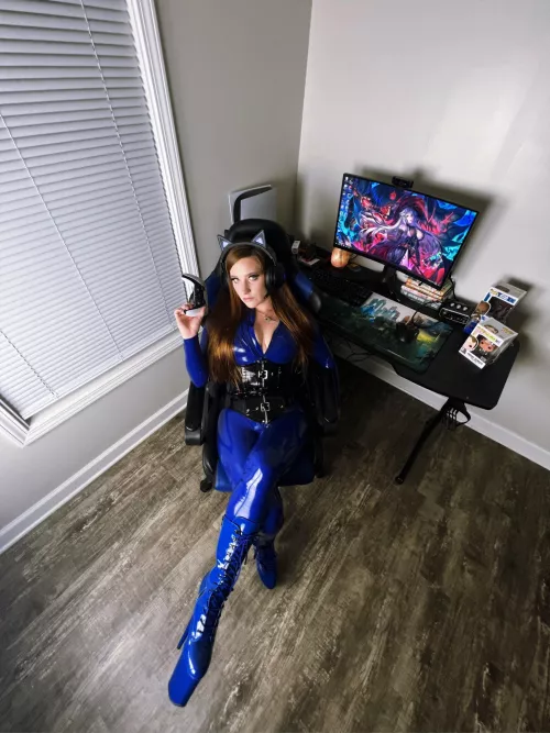 Latex Gamer Domme