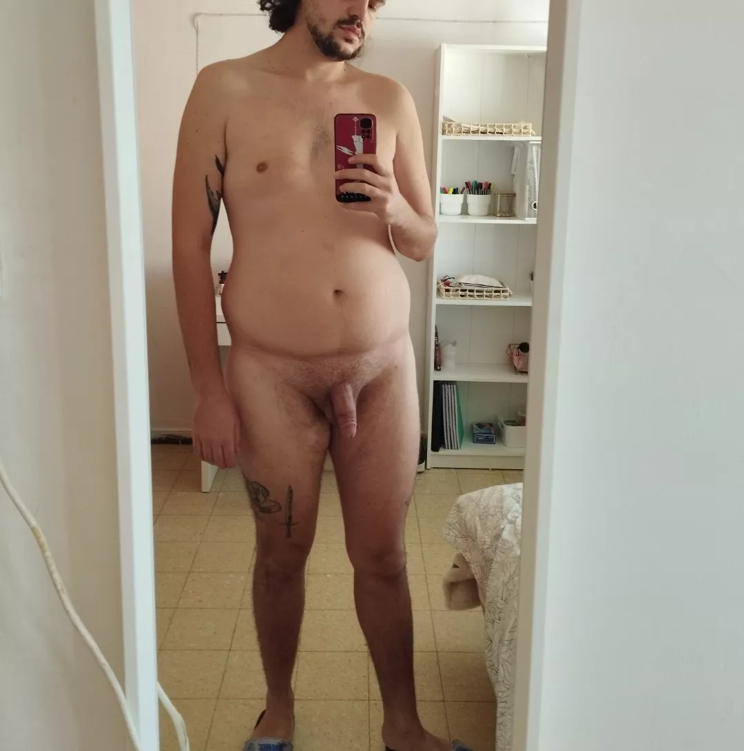 (M)25 chilling. Tell me wyt