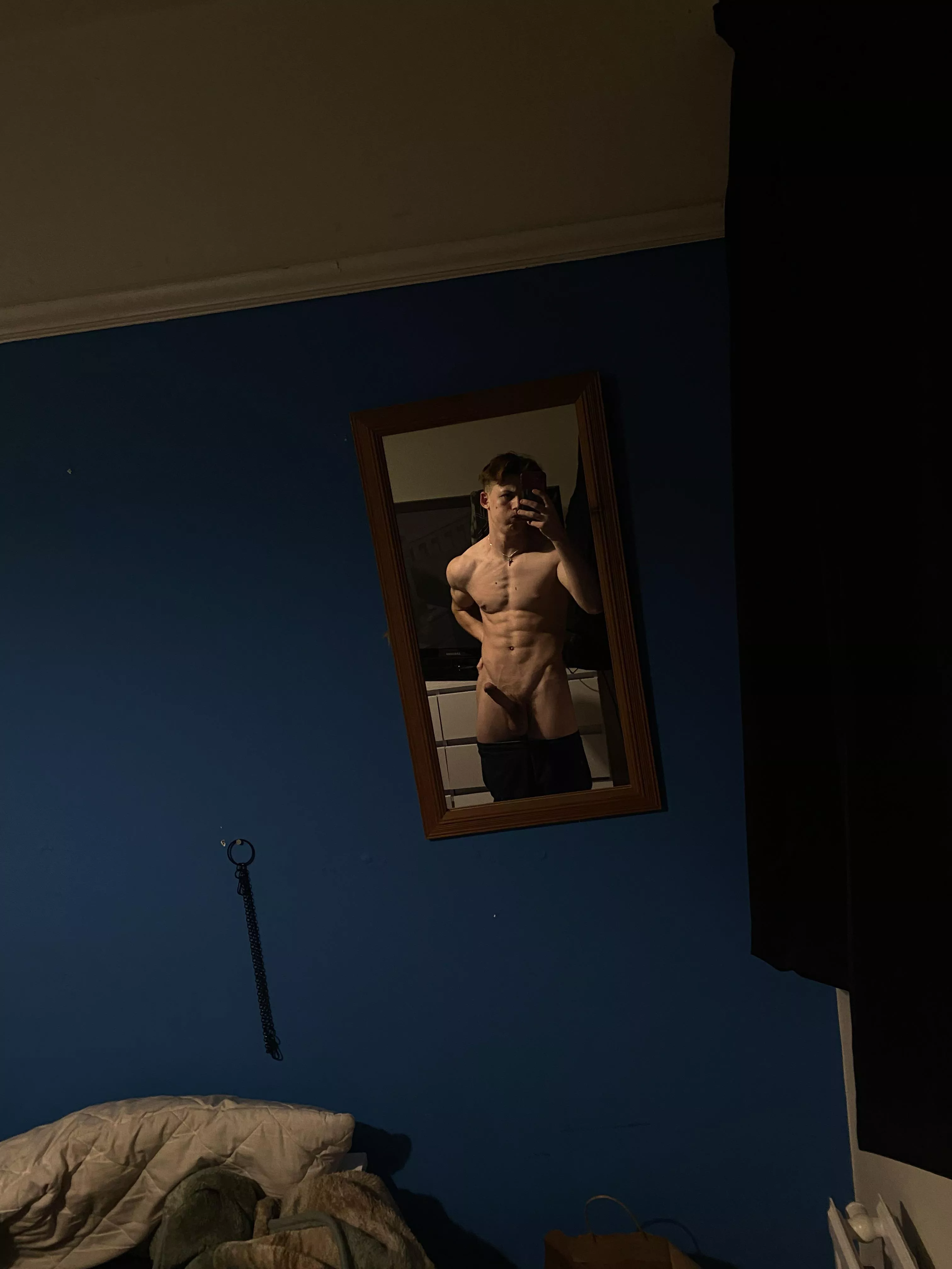 Msg me if you want to get bent over ;)