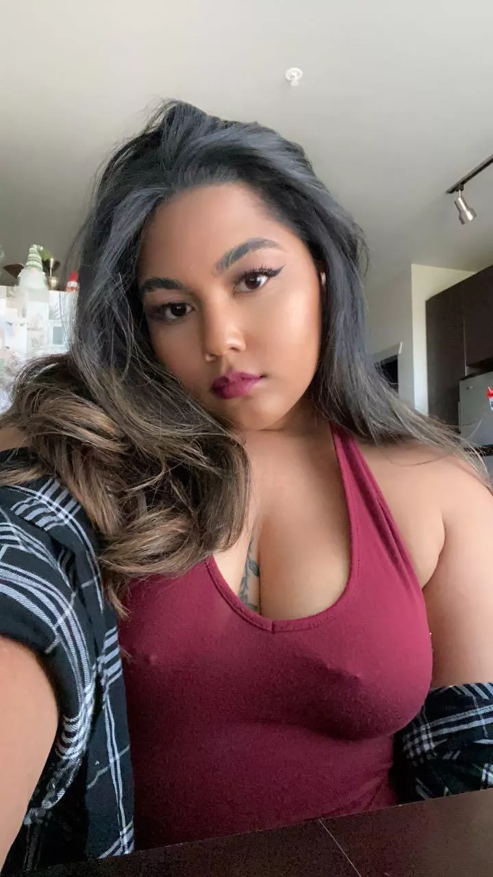 My desk gets the best lighting