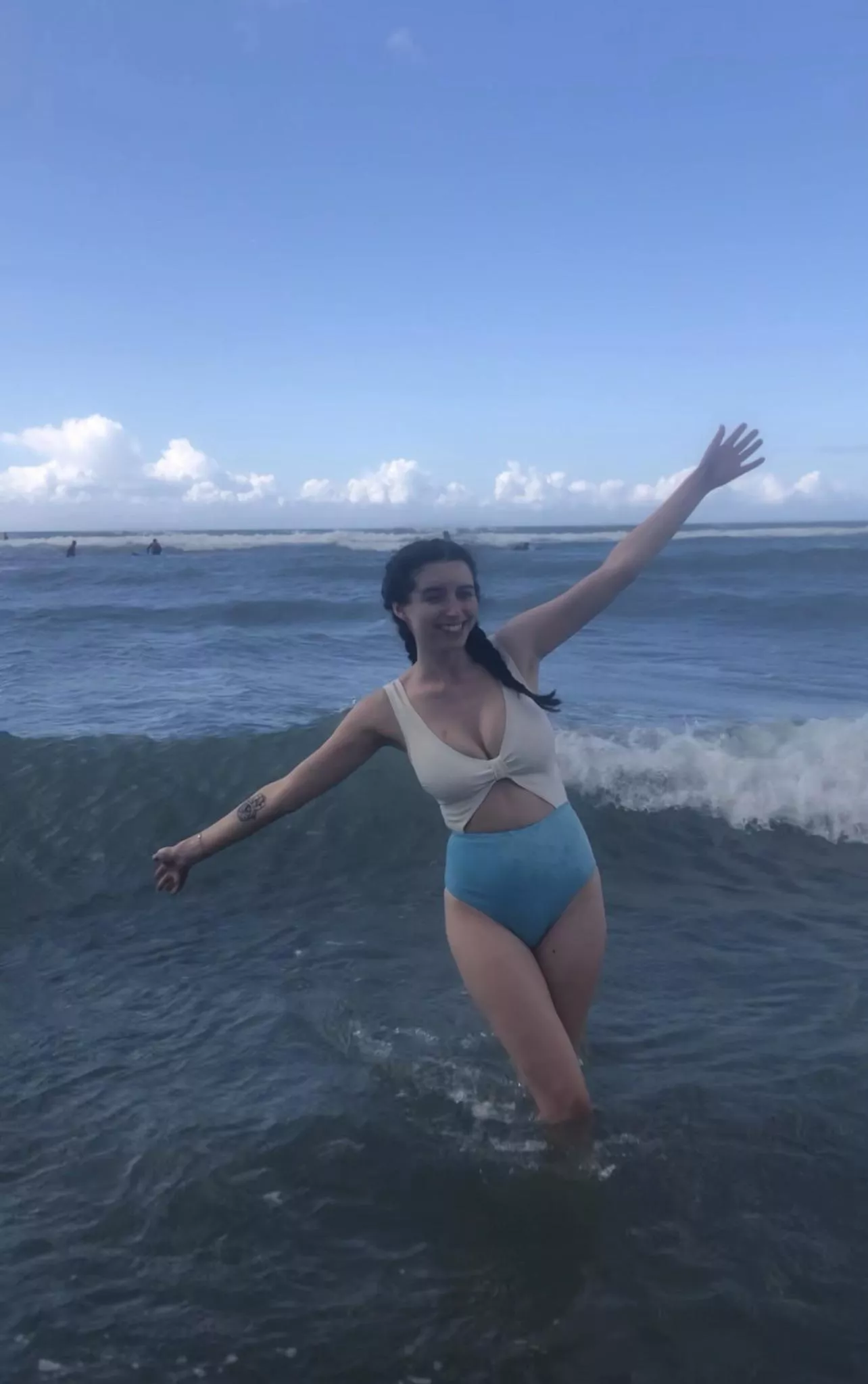 [selling] Ready to keep them panties in your mouth? Kik @damsel0100 Snap @supergigglez