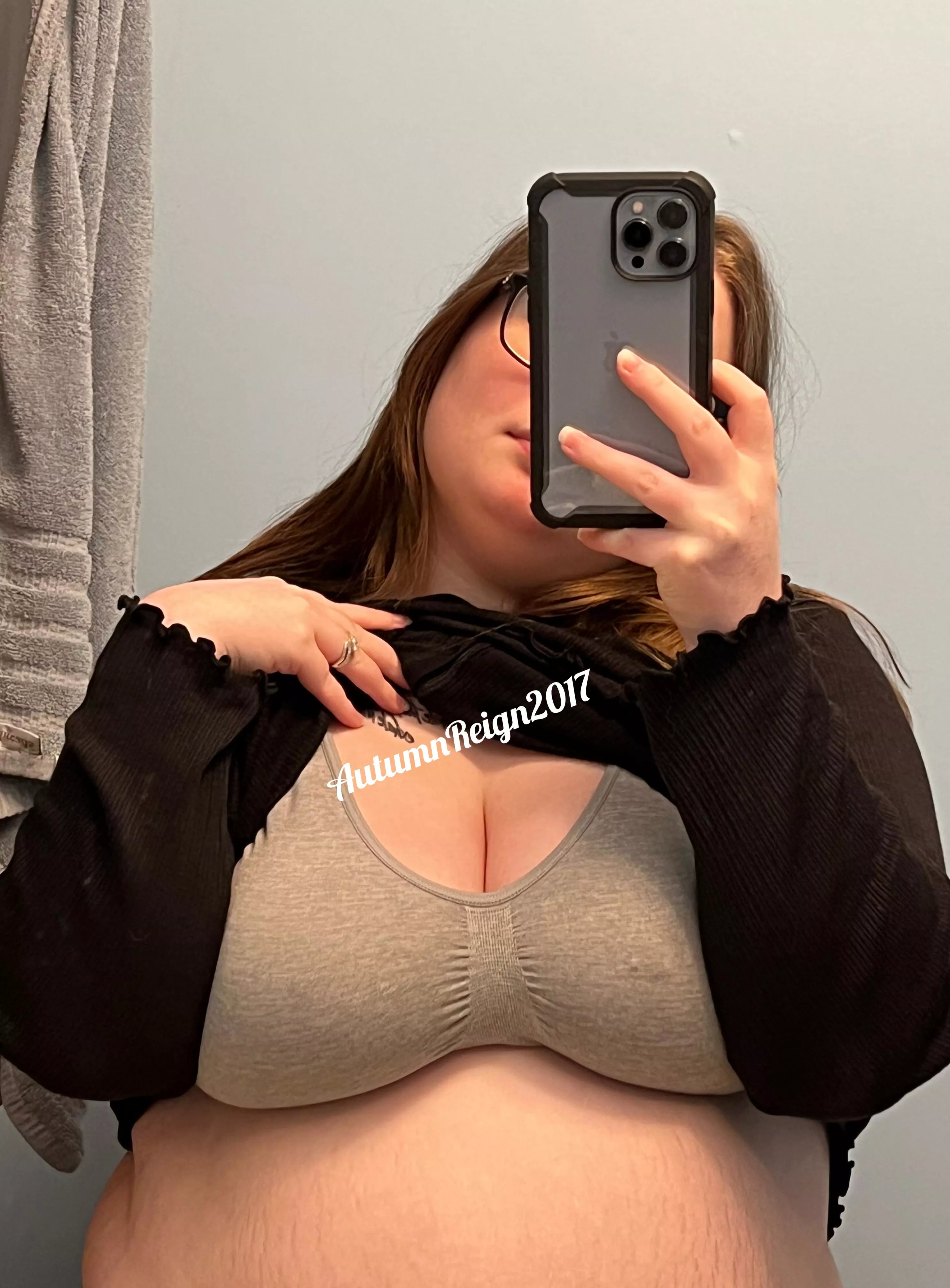 So happy for the weekend! Wished I was getting fucked instead of being alone😈😩