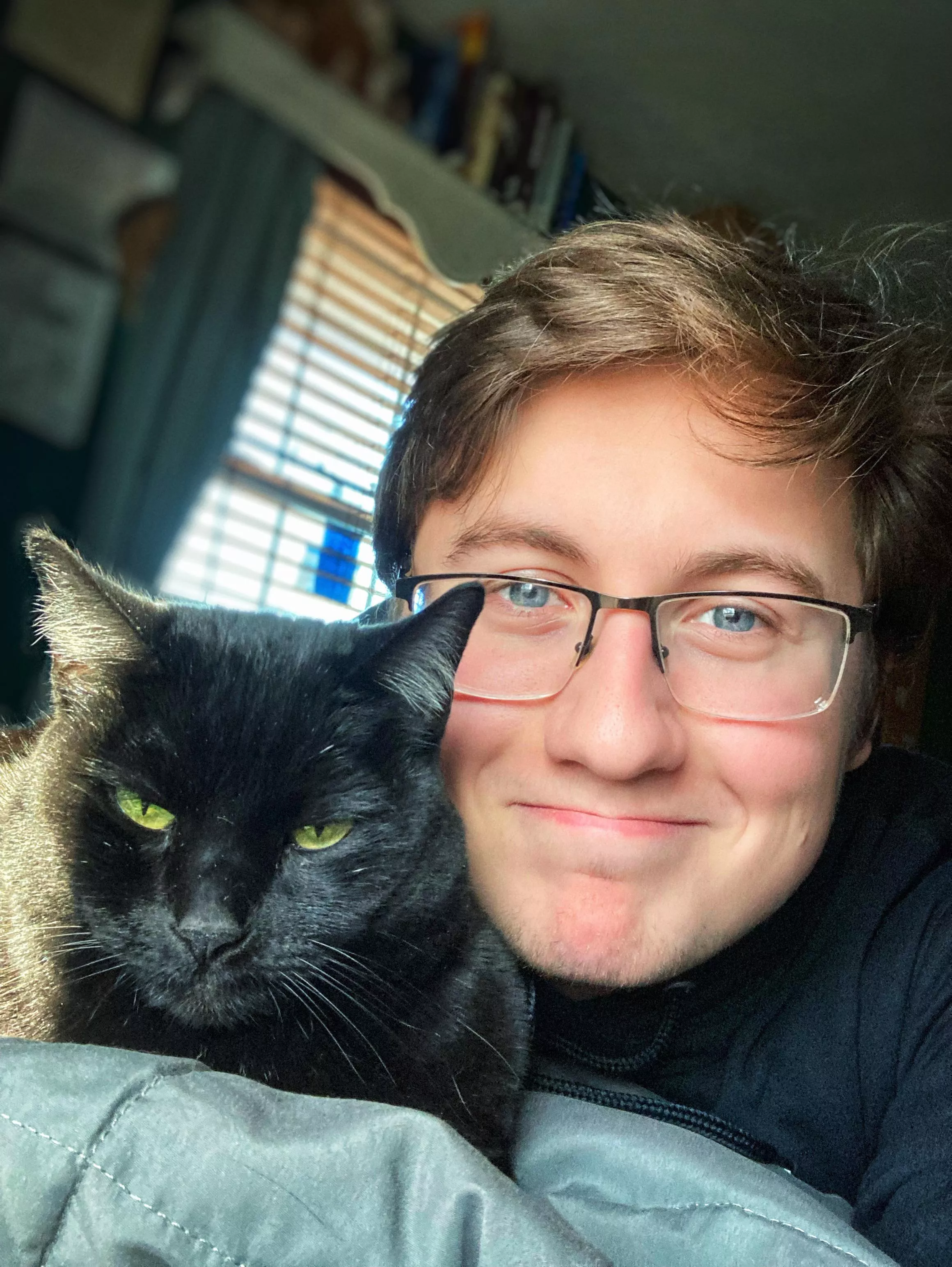 This is my cat lol 🐈‍⬛