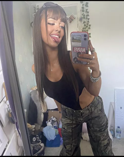 Tight glasgow body 😈💦