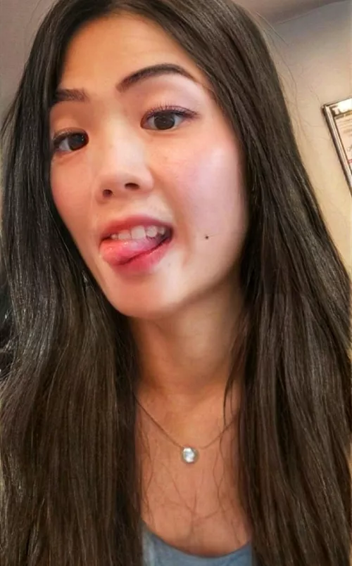 Tongue out for Daddy